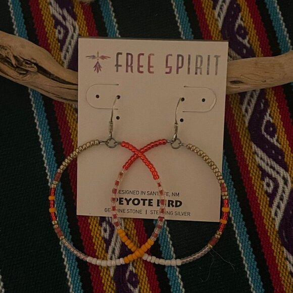 Peyote Bird Free Spirit Beaded Hoop Earings - Picture 4 of 4